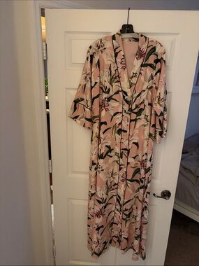 Dolce & Gabbana Pink Floral Long Kimono Robe